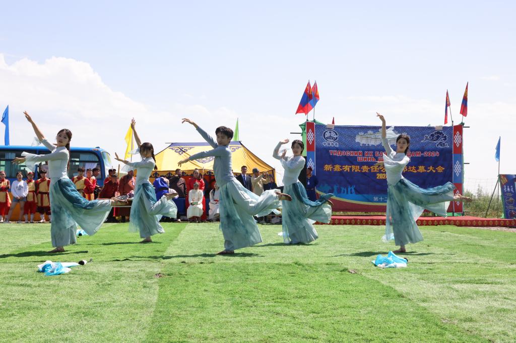 山东职业学院师生赴蒙古国开展文化交流活动