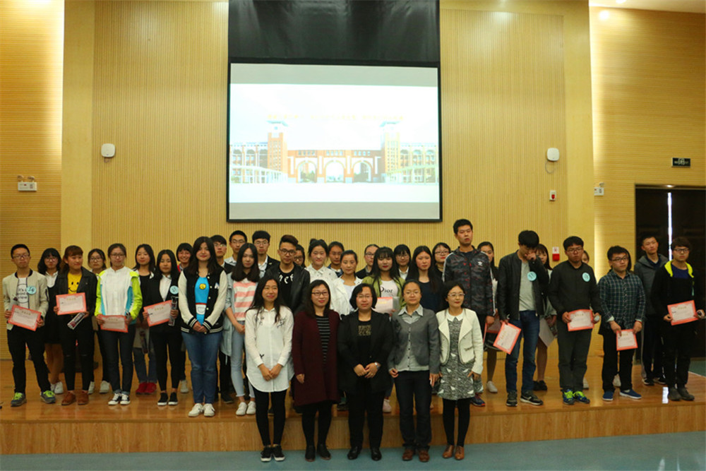 经过激烈角逐,山东财经大学韦雨晨同学摘得大赛桂冠,山东职业学院